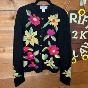 South Cotton Vintage 70s Floral Knit Cotton Button Black Flower Heart Sweater